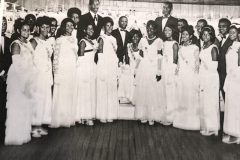 debutante-court