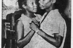 couple-dancing-at-cc